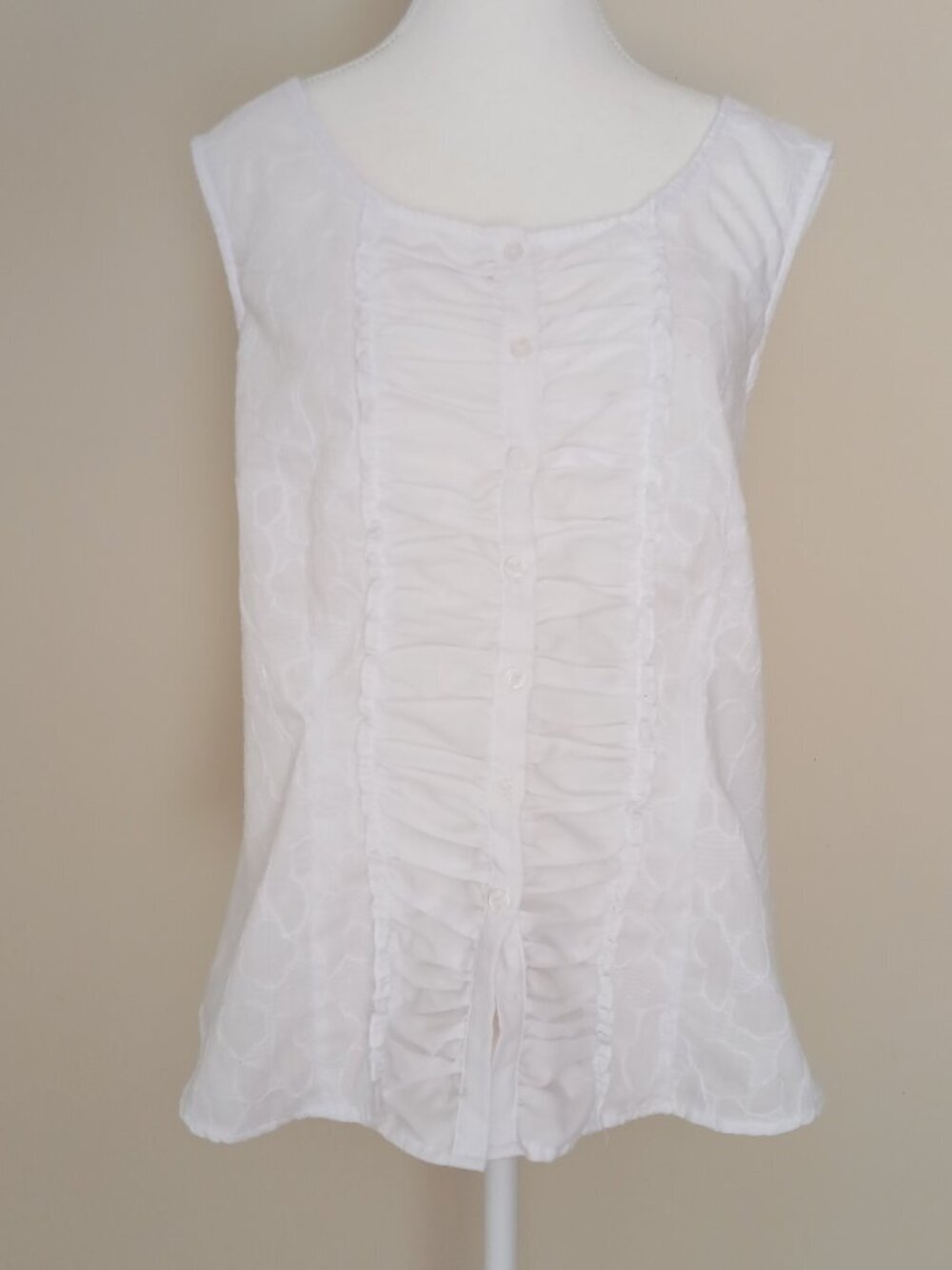 Macdougal & Houston Sleeveless Ruffle Blouse Large